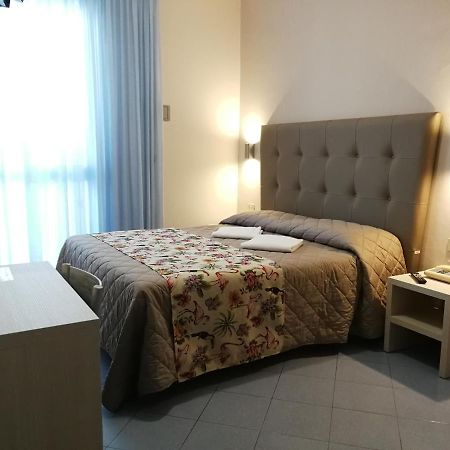 Hotel Sogno فياريجيو المظهر الخارجي الصورة